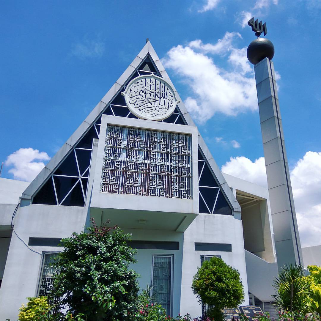 Muhammad Ridwan Kamil (3): Masjid Jamie Darussalam – Gana 